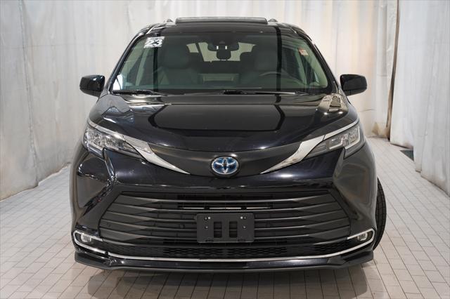 2023 toyota sienna xle 8 passenger