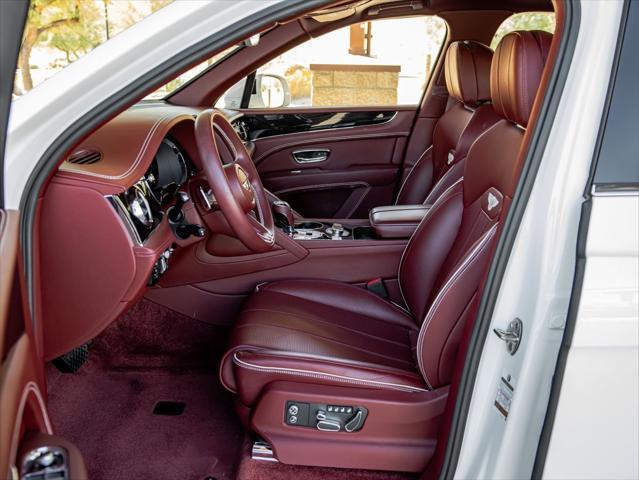 2022 bentley bentayga v8