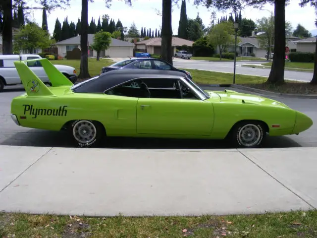 1970 plymouth road runner superbird tribute mopar