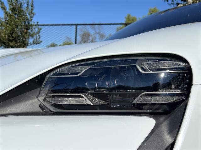 2020 porsche taycan 4s