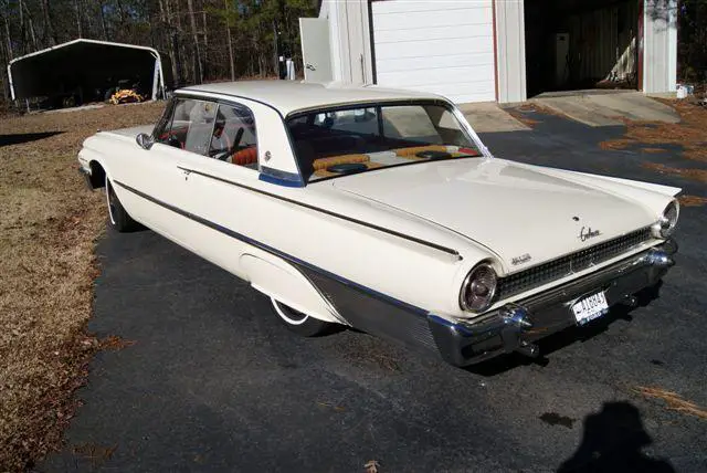 1961 ford galaxie club victoria