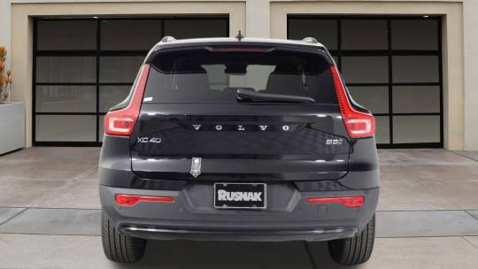 2024 Volvo XC40