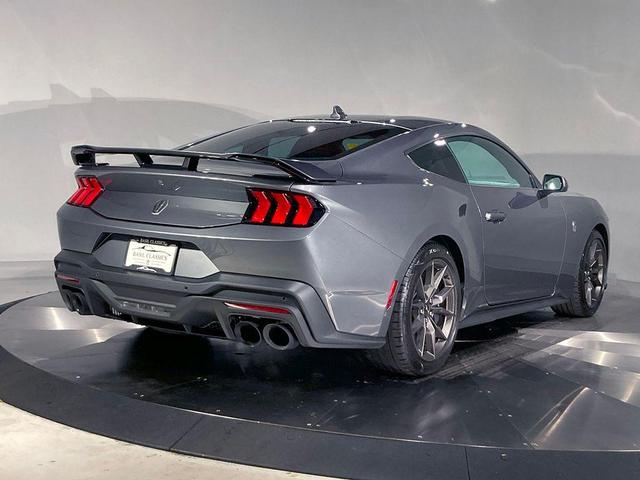 2024 ford mustang dark horse