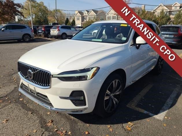 2023 volvo xc60 b5 plus bright theme