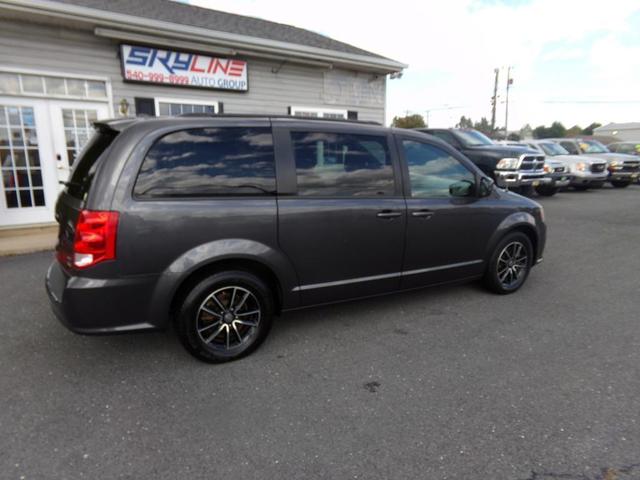 2018 dodge grand caravan gt