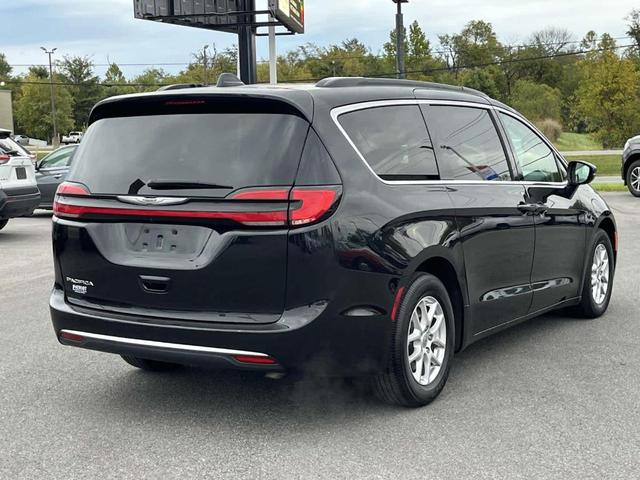 2022 chrysler pacifica touring-l