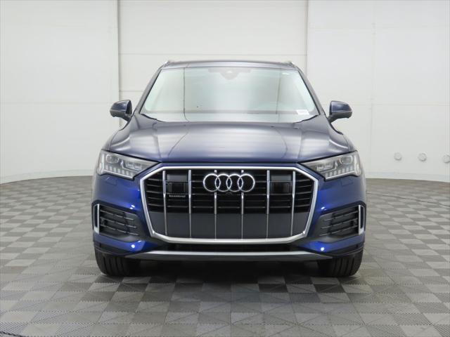 2024 audi q7 45 premium plus