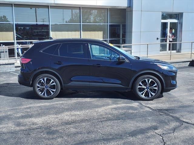 2021 ford escape se