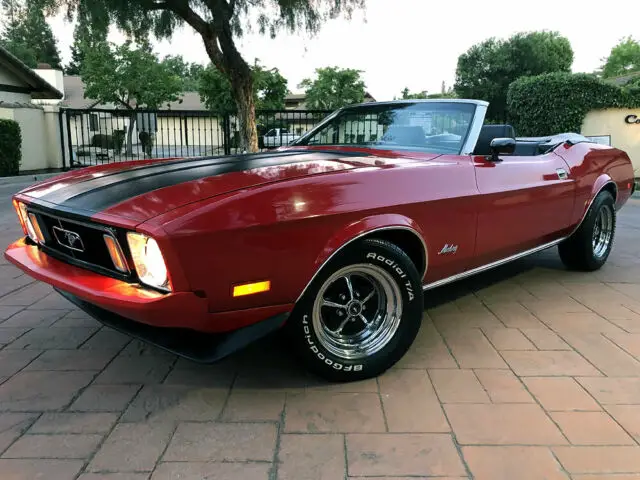 73 ford mustang convertible - 351 v8 - restored - see video - no reserve !