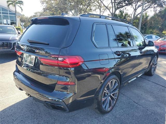 2021 bmw x7 m50i