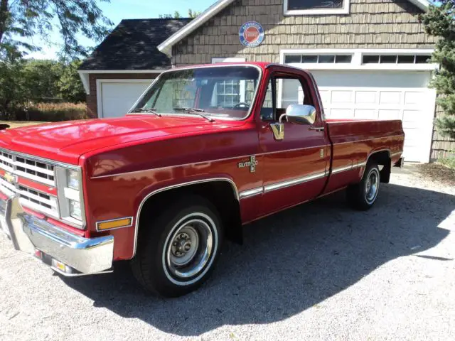 beautiful 1986 silverado 33000 miles