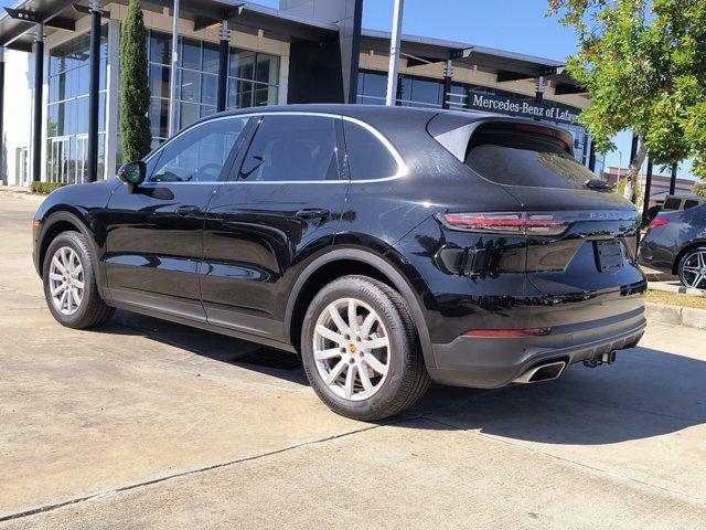 2019 porsche cayenne base