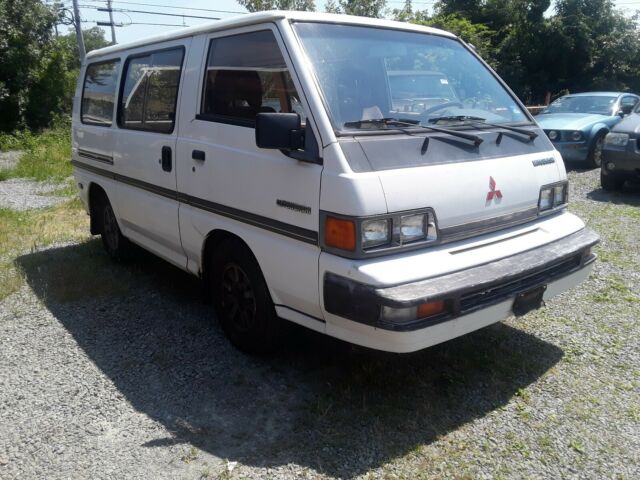 1988 mitsubishi van wagon cargo van camper make offer
