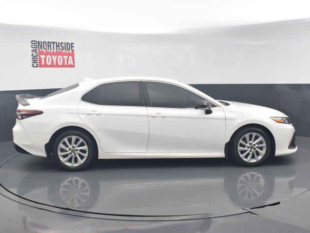 2023 toyota camry le