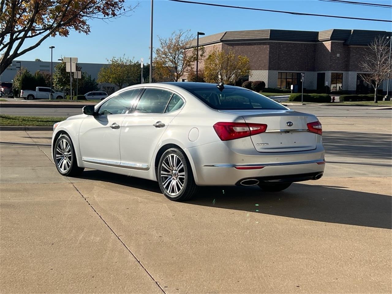 2016 kia cadenza