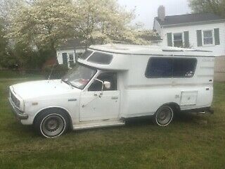 toyota chinook hilux truck rv motorhome camper camping
