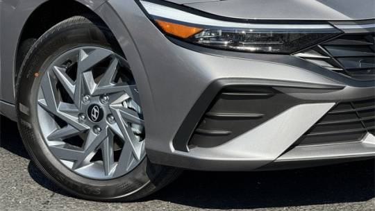 2024 Hyundai Elantra