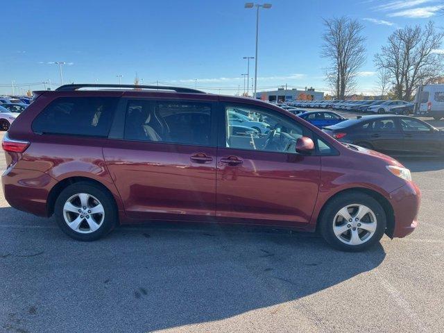 2015 toyota sienna le