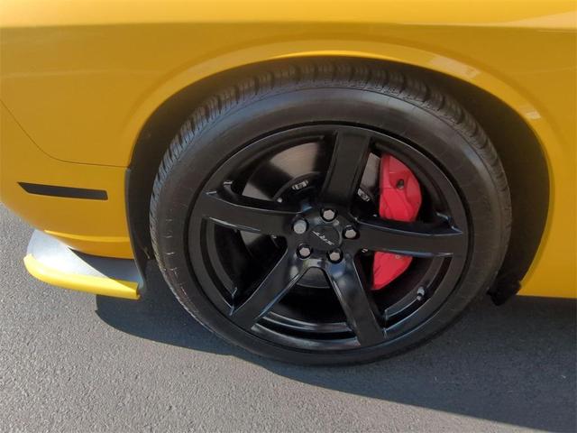 2017 dodge challenger srt hellcat