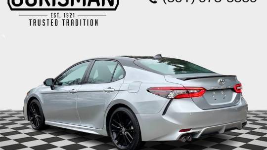2023 Toyota se