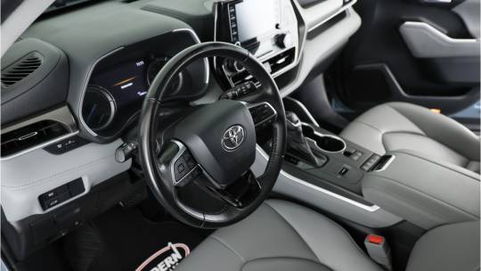 2021 Toyota Highlander