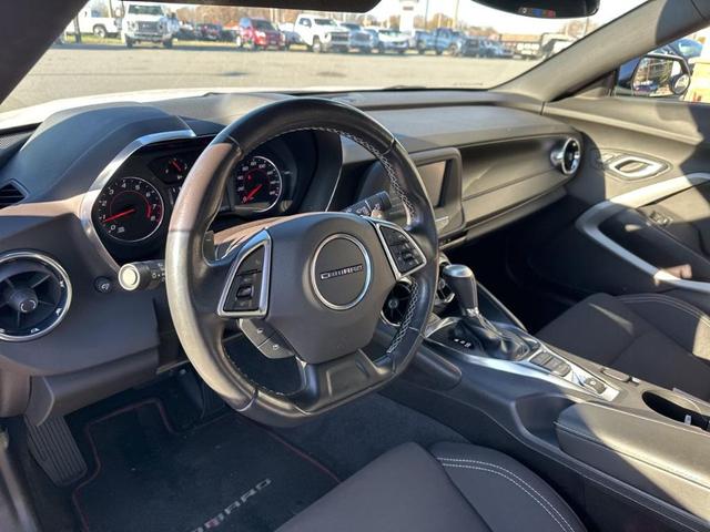 2018 chevrolet camaro 1lt