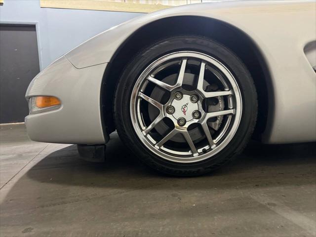 1998 chevrolet corvette base