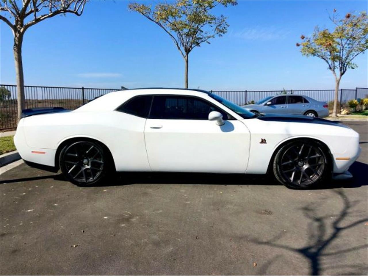 2016 dodge challenger
