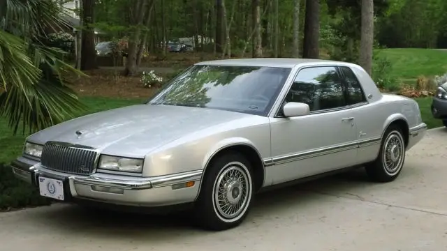 1989 buick riviera hardtop coupe silver / gray all original survivor