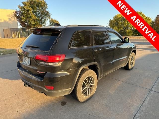 2019 jeep grand cherokee trailhawk