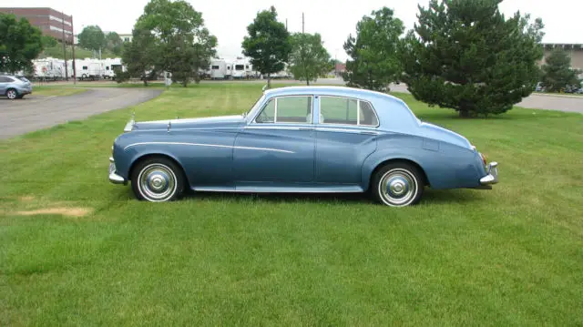 1966 rolls royce silver could iii