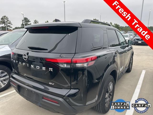 2024 nissan pathfinder sv