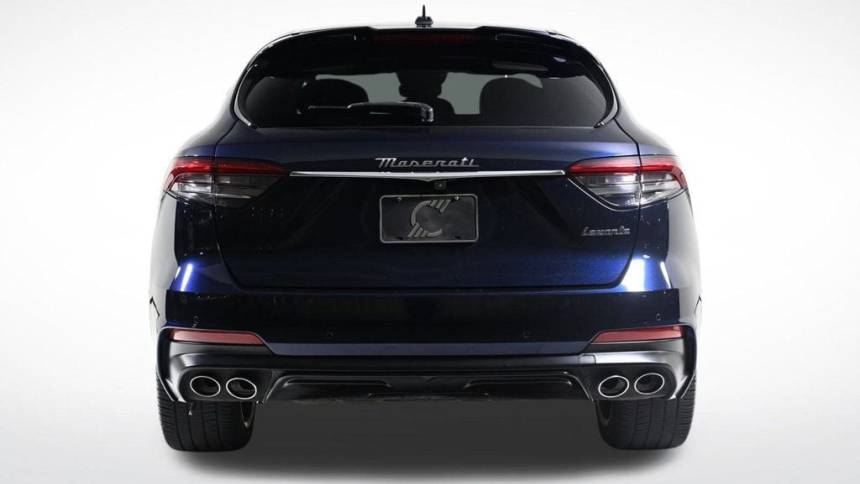 2022 maserati levante modena