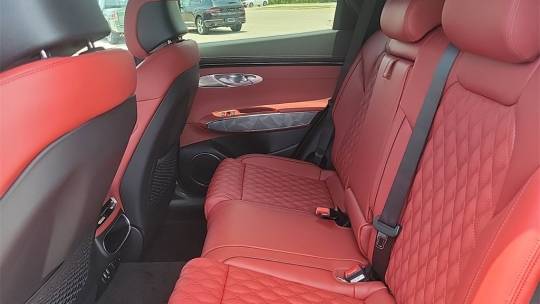 2025 Genesis GV70