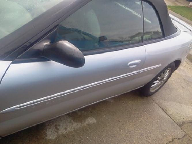 selling 2001 chrysler seabring convertible in franklin, in