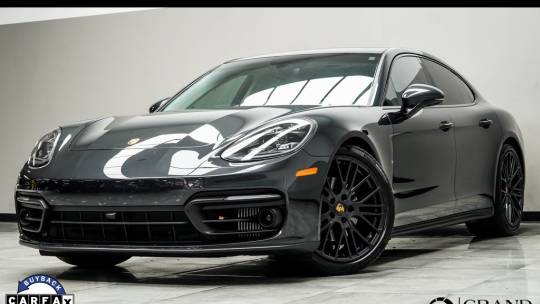 2022 Porsche Panamera