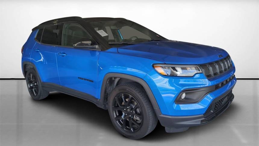 2022 jeep compass altitude