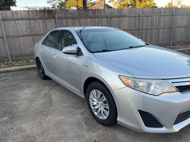 2014 toyota camry hybrid le