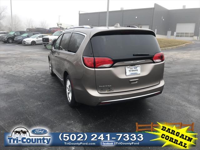 2017 chrysler pacifica touring-l