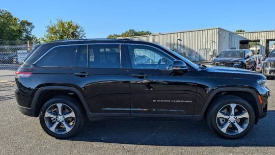 2022 Jeep Grand Cherokee base 4xe