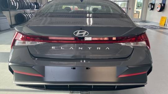 2024 Hyundai Elantra