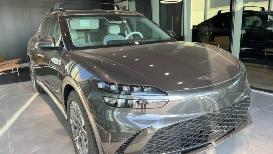 2025 Genesis GV60
