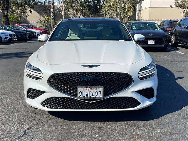 2024 genesis g70 2.5t