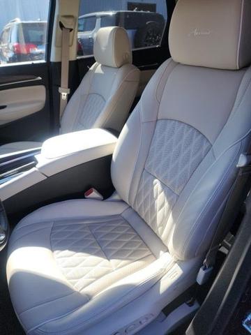 2023 buick enclave avenir
