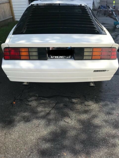 1985 chevrolet camaro iroc z28