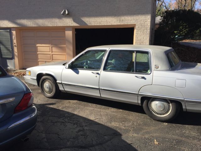 1992 cadillac fleetwood brougham 88k miles 1 owner