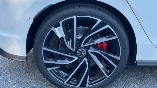2024 Volkswagen Golf GTI