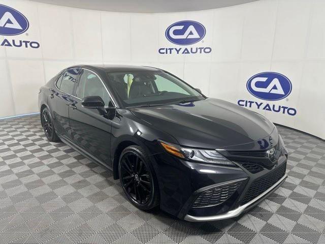 2022 toyota camry xse