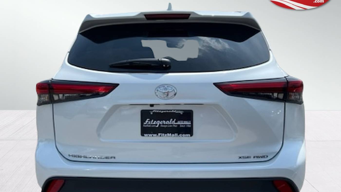 2023 toyota highlander xse