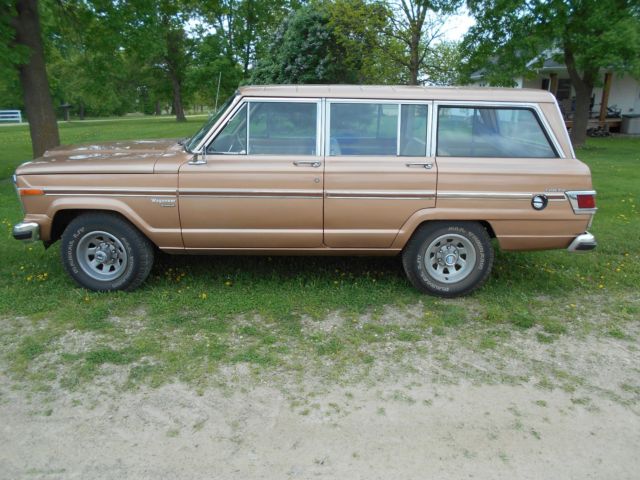 1982 jeep wagoneer brougham 4x4 a/t 360 v8